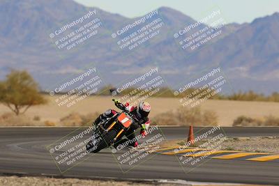 media/Dec-17-2022-SoCal Trackdays (Sat) [[224abd9271]]/Turn 15 (155pm)/